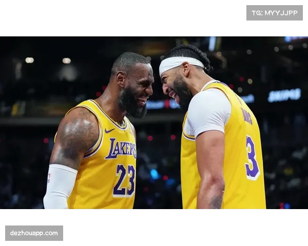 开拓者年轻阵容不敌湖人 詹姆斯与戴维斯合砍60分